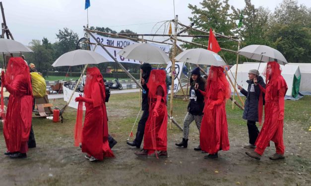 Bezahlte Aktivisten in Berlin: Extinction Rebellen rebellieren für Bares