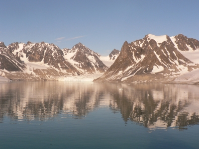 Der Klima­wandel ist auf Spitz­bergen schuld an zwei deutschen Lawinen­toten…