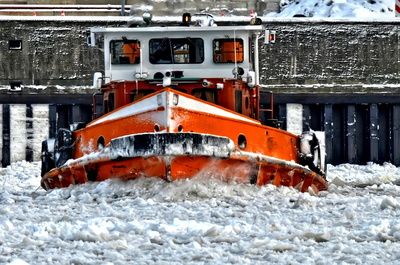 Zwei Eisbrecher sind unterwegs, um im Eis festsitzende Schiffe in der Nordöstlichen Durchfahrt zu befreien!