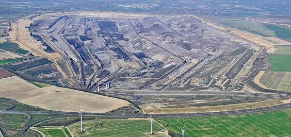 Die Realität erzwingt die Regeln: RWE schreddert Windanlagen für Kohle