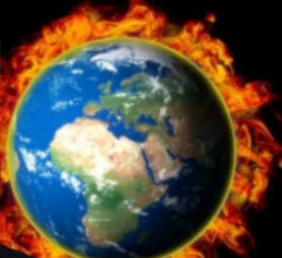 Heute* vor dreizehn Jahren sagte Al Gore voraus, dass der Nordpol „innerhalb der nächsten fünf Jahre völlig eisfrei sein wird“.