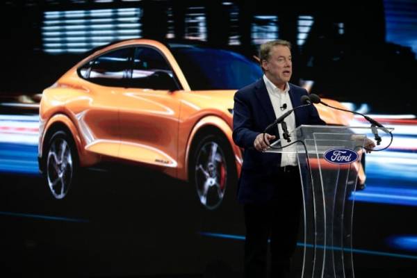 Ford USA pausiert den Bau einer wichtigen Fabrik von Akkumulatoren für Elektrofahrzeuge