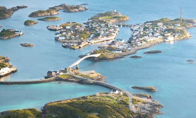 Kiribati muss von zwei getrennten Meeren umgeben sein