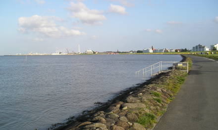 Weist der globale Meeresspiegelanstieg eine sinusförmige Schwankung auf? – Teil 1