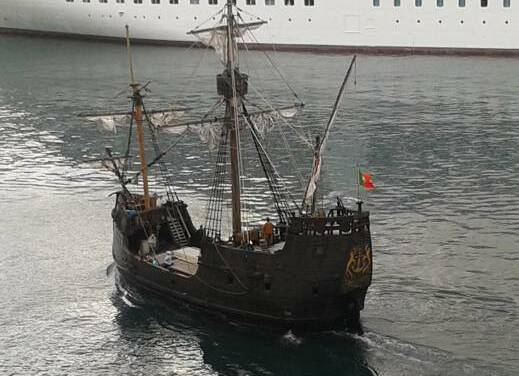 Windturbinen und Solarmodule erzeugen NUR Strom