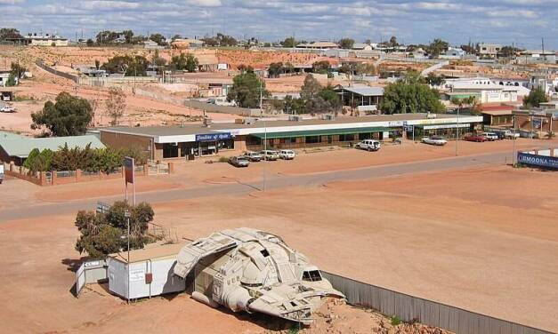 „Erneuerbare“ Energien versorgen Coober Pedy endlich fünf Tage am Stück mit Strom!