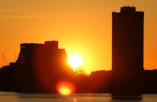 Neues von den Städtischen Wärmeinseln: Diese – und nicht der Klimawandel – treiben die Temperatur in Städten aufwärts