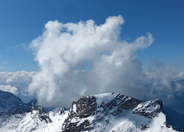 Eine weitere neue Studie bringt die aktuelle und die frühere globale Erwärmung mit natürlichen Veränderungen bei der Wolkenbildung in Verbindung – und nicht mit CO₂